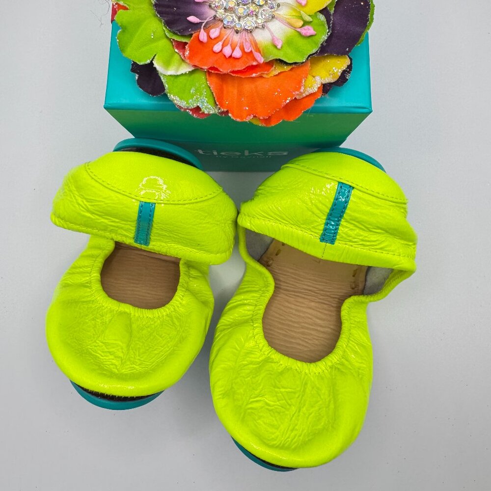 Tieks Unmellow Yellow Size 7